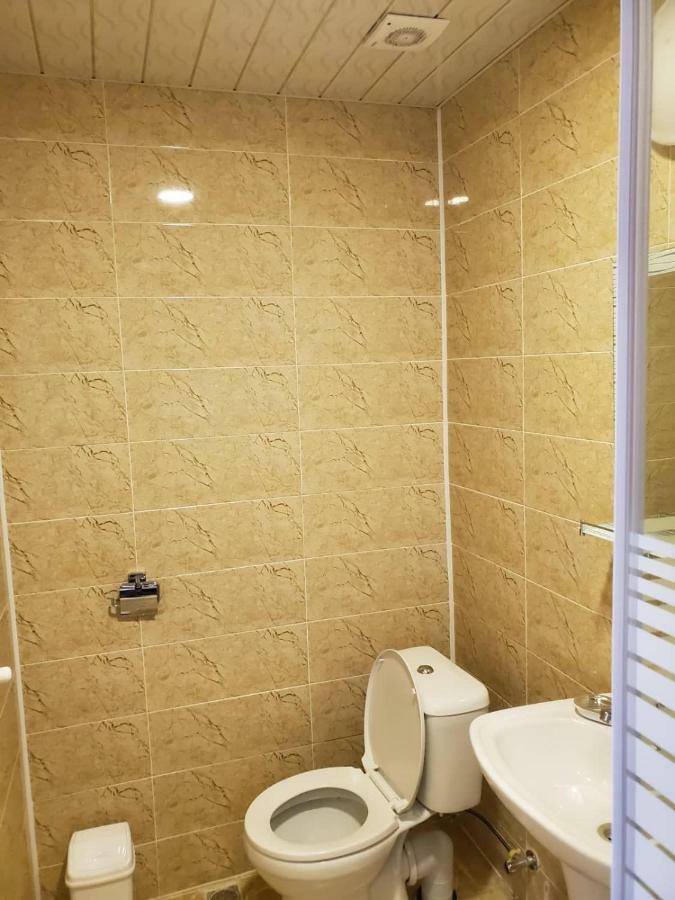 Hostel Family Kutaisi Ngoại thất bức ảnh
