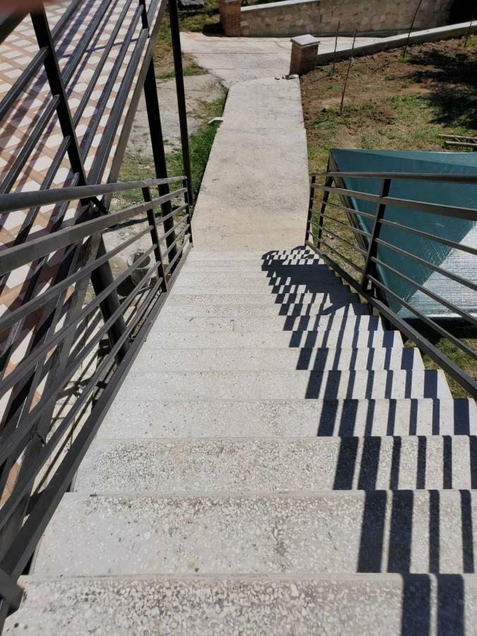 Hostel Family Kutaisi Ngoại thất bức ảnh